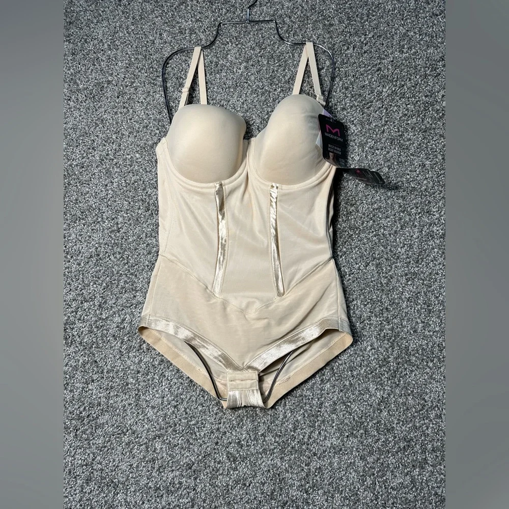 NWT Maidenform Ultra Firm Control Body Shaper with Convertible Bra Size 36D - Picture 4 of 7